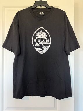 Guam Graphic Black Short-Sleeve Men's T-Shirt